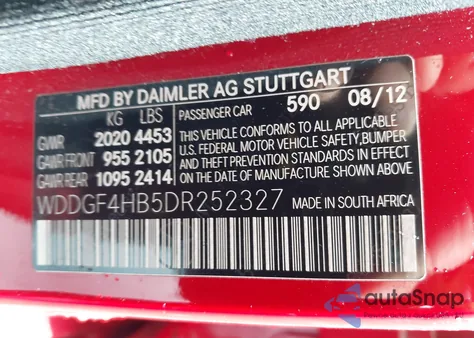 2013 Mercedes-Benz C 250 Sport z USA, uszkodzony, nr VIN WDDGF4HB5DR252327